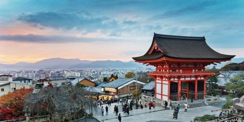 Kyoto Kiyomizu Temple With Cloudy Skyline